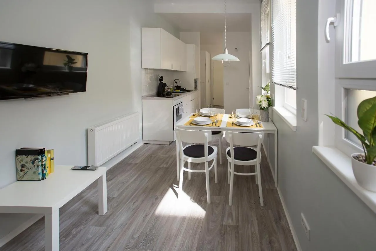 Zentral Gelegene, Helle Studio Apartments Nürnberg 0*,  Tyskland